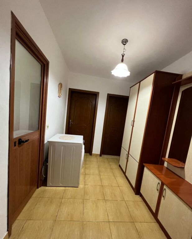For rent Apartment 1+1, Oxhaku near the United School 400 thousand lek