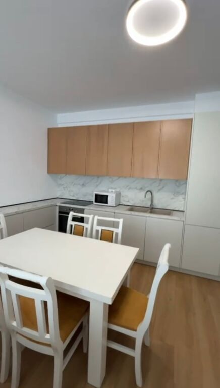 Apartament ne shitje 3+1+2+nje post parkimi Selite
