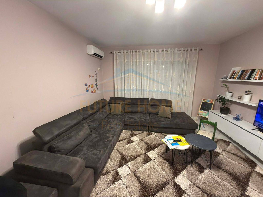 For sale, Apartment 1+1, Unaza e Re