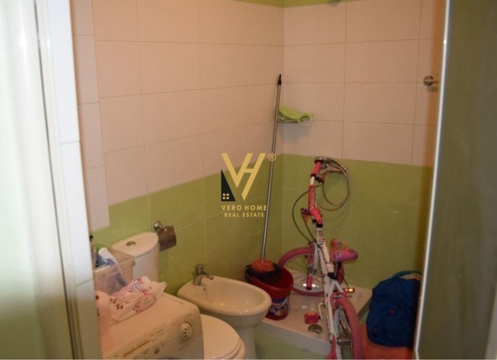 JEPET APARTAMENT 3+1+2+BLK ME QERA TE 2 PALMAT, ASTIR 60.000 LEKE