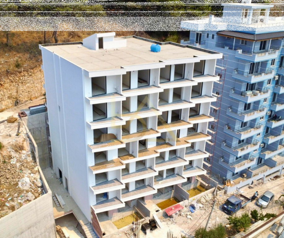 Appartamento con Piscina Privata in Vendita – Sarandë