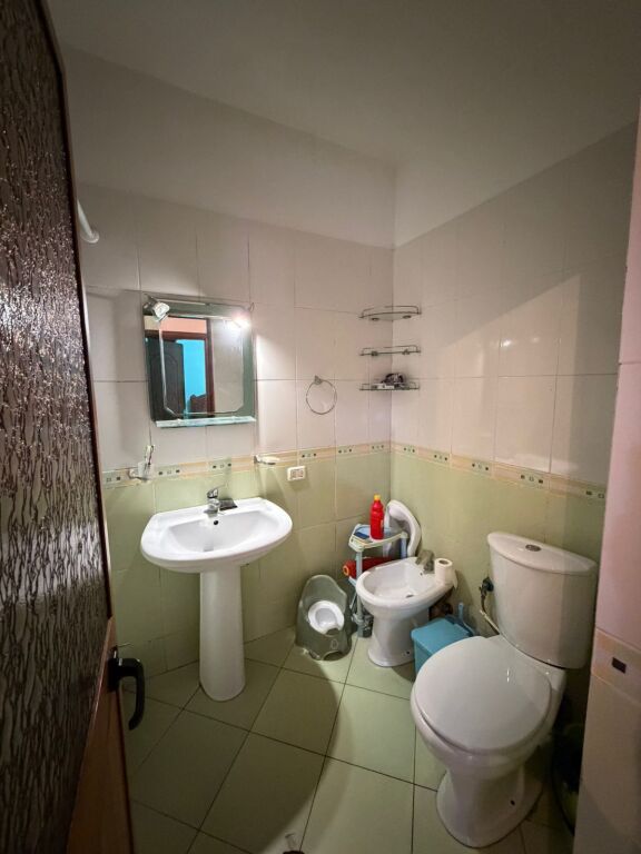 Affitto: Appartamento 2+1  3° piano  📍Astir, palazzo Nela 5  Prezzo: 50.000 leke