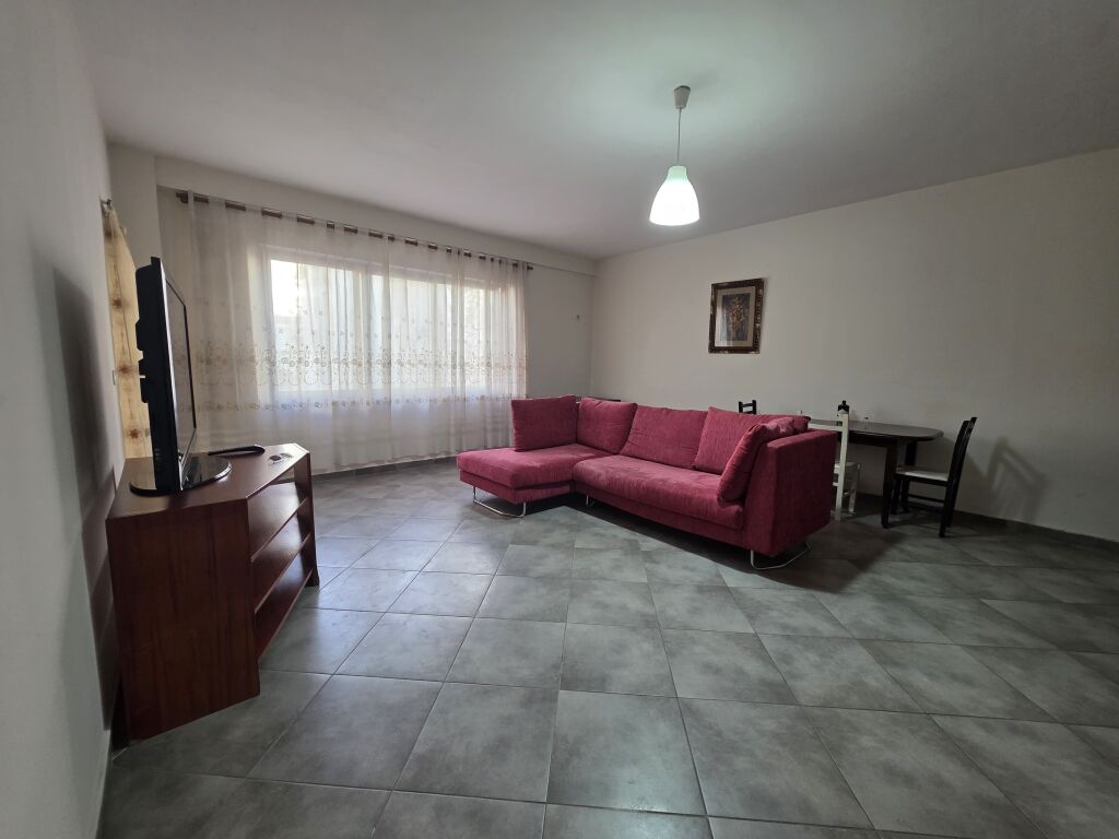 Appartamento 1+1 in affitto ad Astir