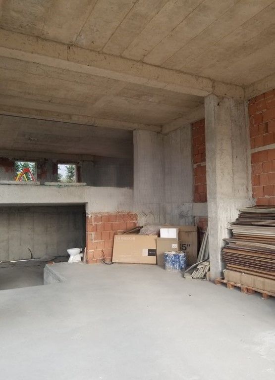 COMMERCIAL SPACE FOR RENT, LOCATED IN SHKOZE!