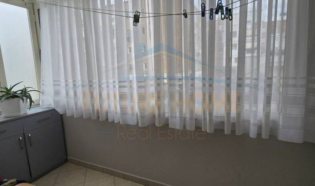 Qera, Apartament 1+1, Xhamllik