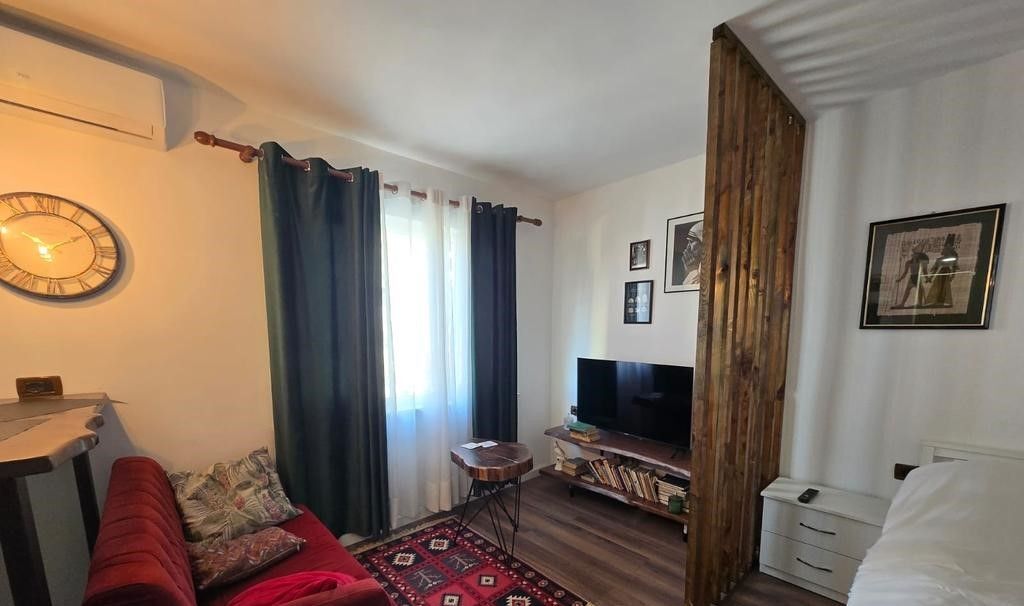 Monolocali in affitto a 21 Dhjetori - 42.000 ALL