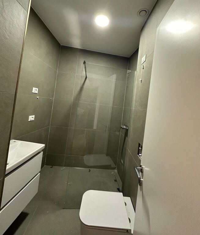 APARTMENT FOR RENT 2+1+2+PARKING AT LAKE VIEW RESIDENCE KOSOVAREVE STREET