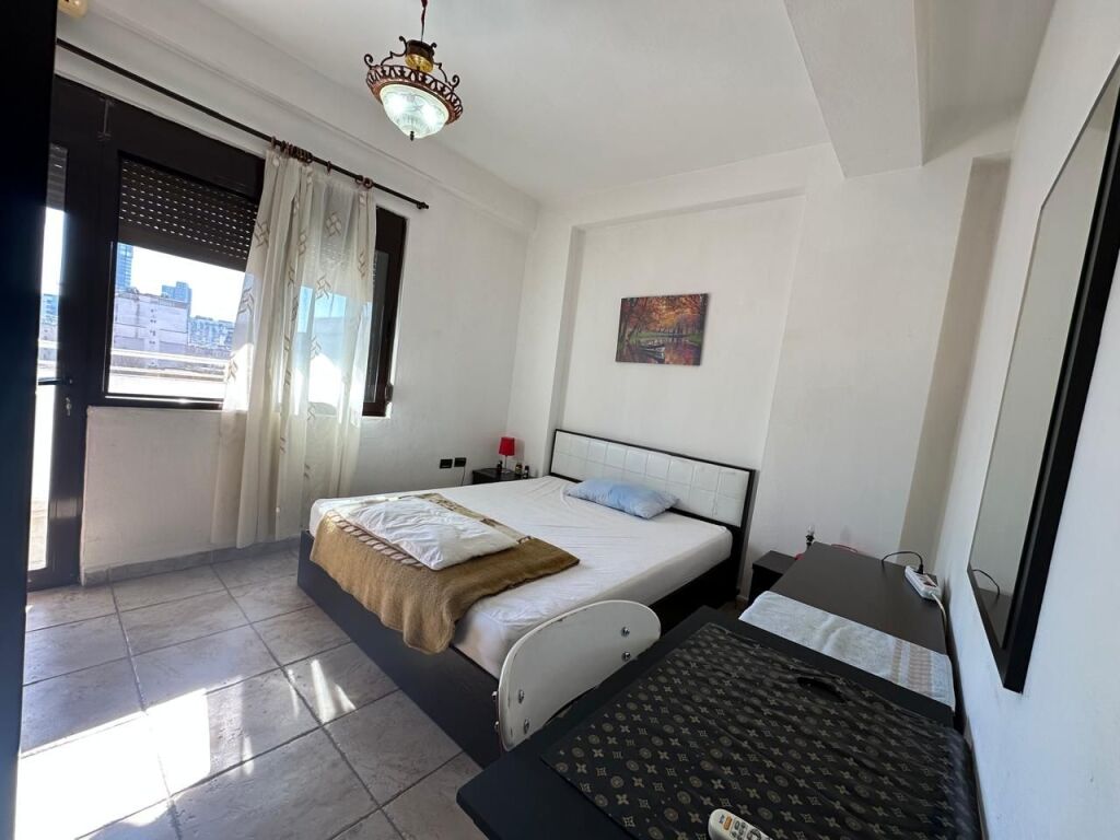 Mine Peza Street, near the Tirana Prosecutor's Office, apartment for rent, 3+1+2, furnished. 70,000 Lek  