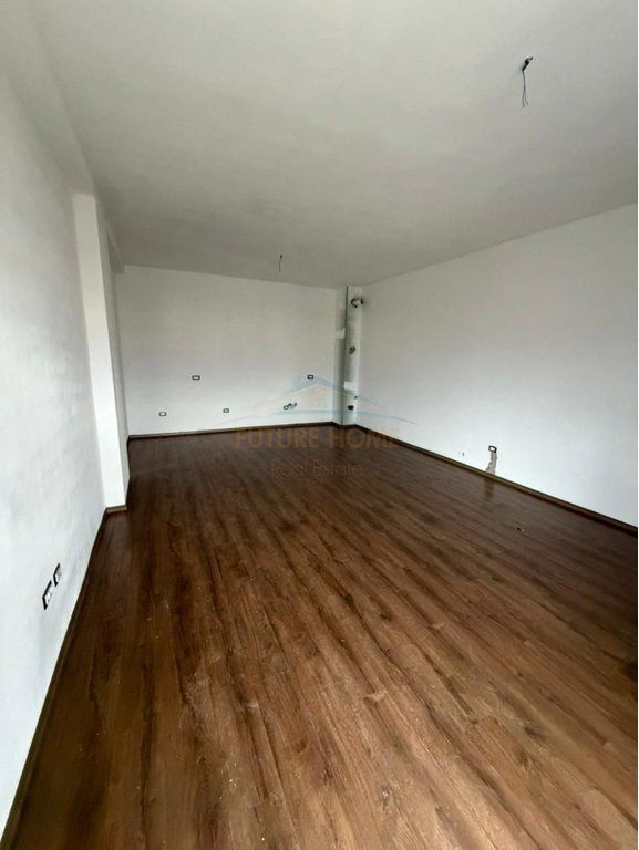 In vendita, Appartamento 2+1+2, Sauk, Porta Tirana e Re, Tirana.