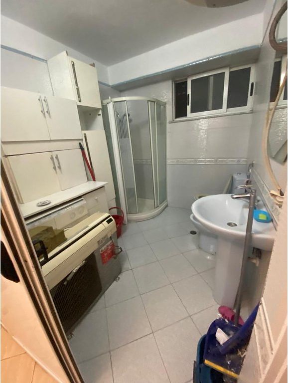 JEPET ME QIRA APARTAMENT 3+1+2 TEK RRUGA SAMI FRASHERI