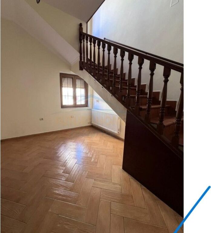 Qera, Duplex për Zyra, Blloku, Tiranë