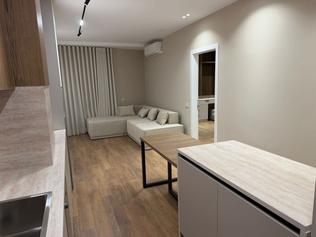 🏙️ JEPET ME QIRA | APARTAMENT 2+1 | Golden Tower
