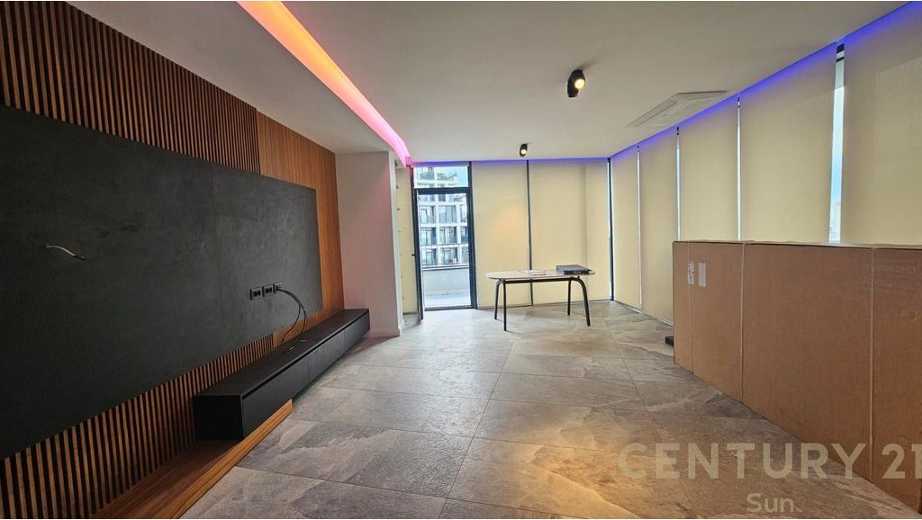 Apartament luksoz 3+1+2+2 Poste Parkimi per shitje tek Rezidenca Lake View
