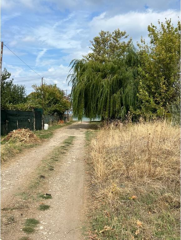 Terreno in vendita a Pogradec, Solo 30 m dal Lago 60.000 €