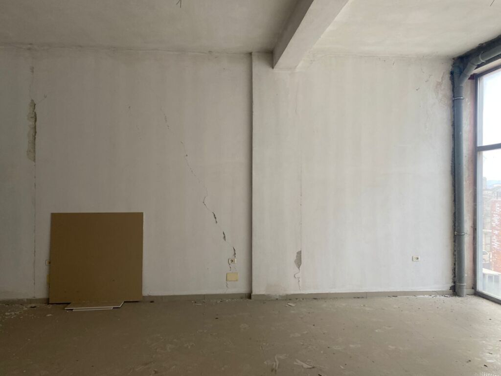For sale, Premises, Paskuqan, Tirane Empire64735