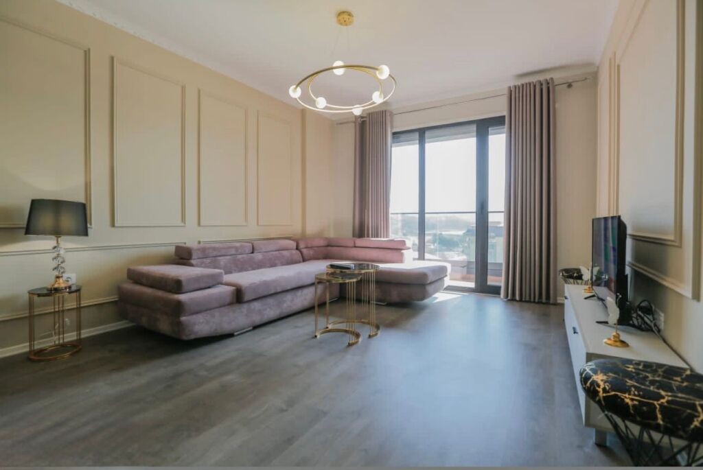 APARTAMENT 2+1 PER QIRA PARKU OLIMPIK!