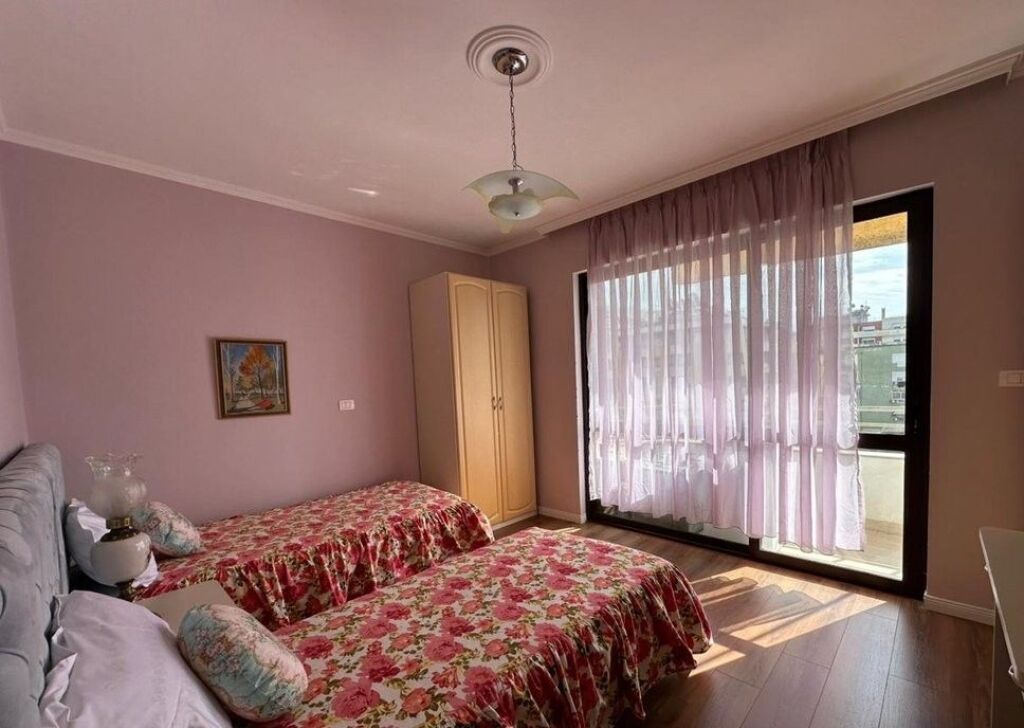 Apartment 2+1+2 For Rent In Bllok!