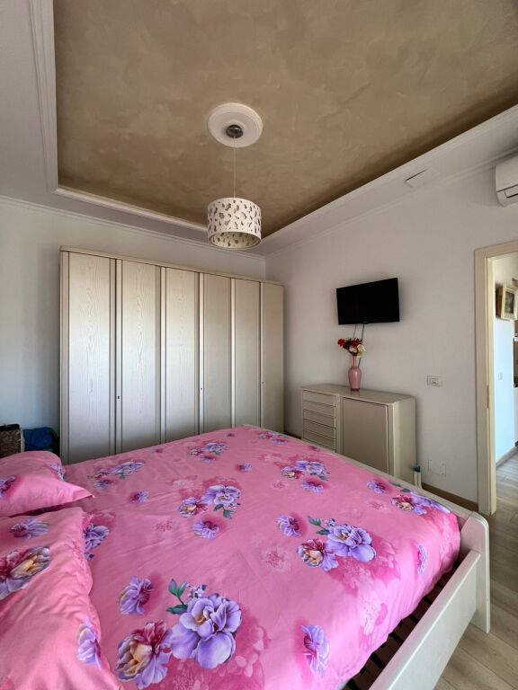 Jepet me qira apartament 1+1 – Rruga Frosina Plaku, Kompleksi Kontakt 📍
