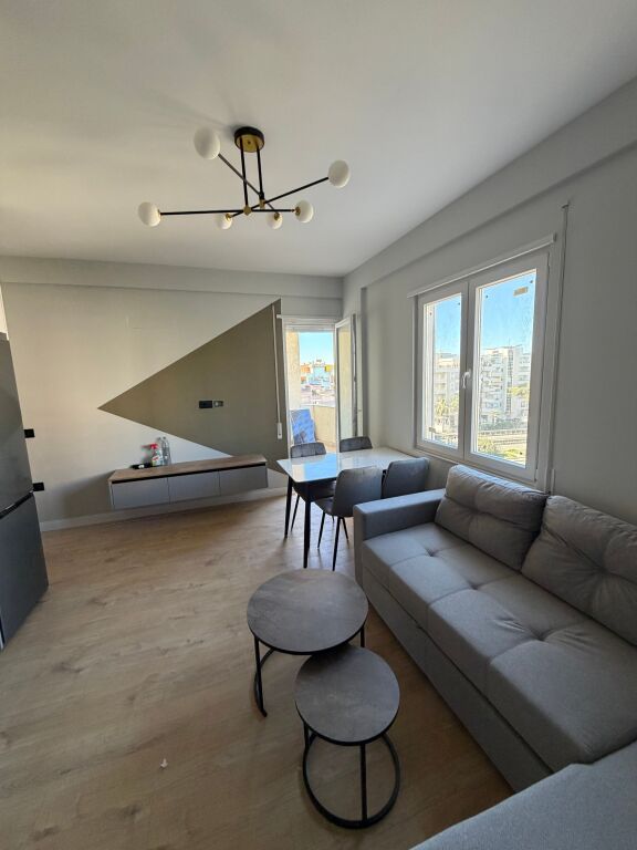 🏡 Appartamento 1+1 in vendita a Shkëmbin e Kavajës