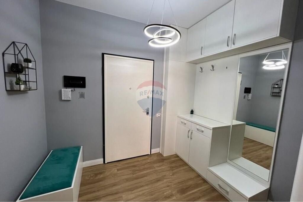 Appartamento in Vendita  2+1+2– Via del Tesoro, Fresk, Tirana