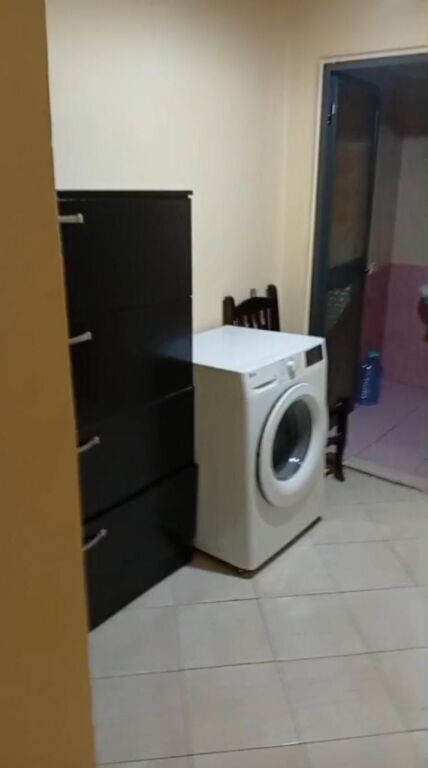 Jepet me qera Apartament 2+1, rruga 5 Maj pas Concord Center 500 mije leke