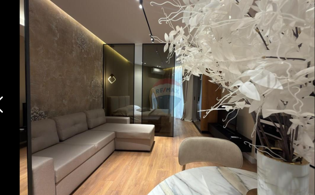 Apartment for sale 1+1 at Skenderbej Square