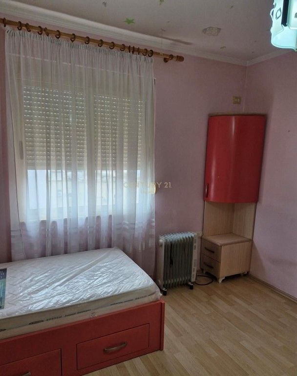 2+1 Apartment for rent – near Kosovarëve Street