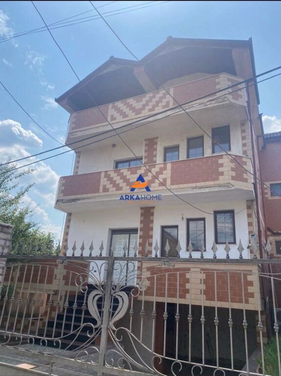 2 FLOOR VILLA FOR SALE "SAUK I RI" 450000 EURO