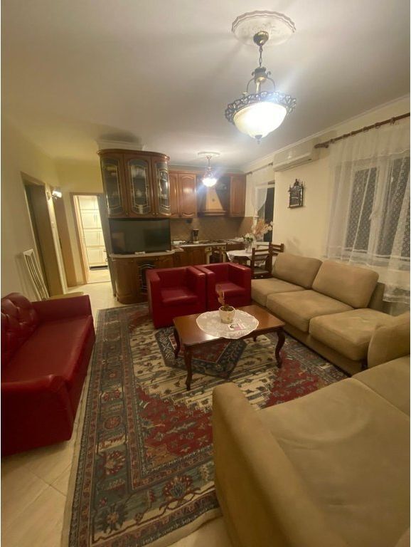 JEPET ME QIRA APARTAMENT 3+1+2 TEK RRUGA SAMI FRASHERI