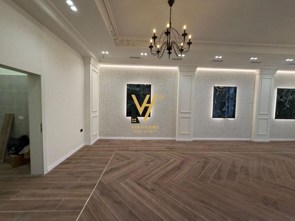 SHITET AMBIENT BIZNESI 222 M2 TE BUNKART 270.000 EURO