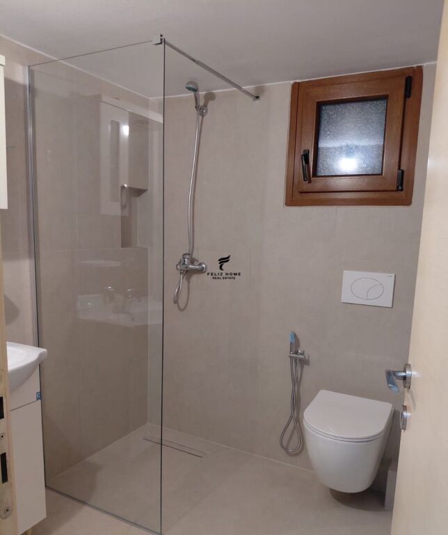 APPARTAMENTO IN AFFITTO 5+2 ALI DEMI 130.000 LEKE