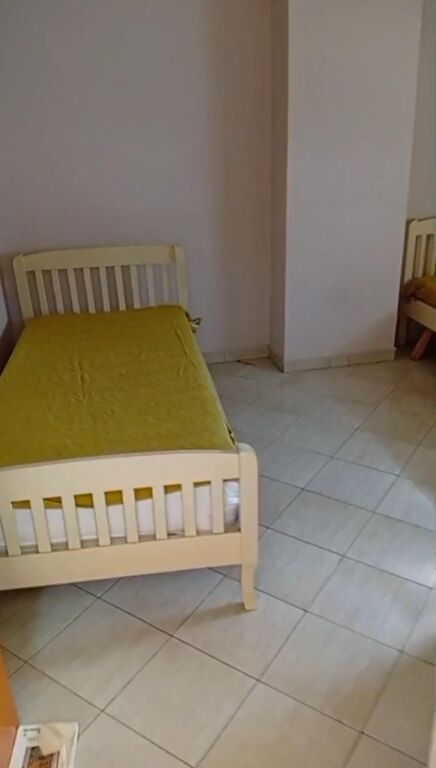 Jepet me qera Apartament 2+1, rruga 5 Maj pas Concord Center 500 mije leke