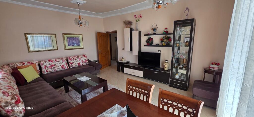 Affittasi ingresso 1+1