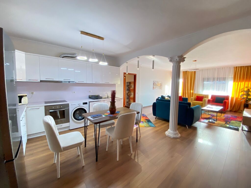 2+1/In affitto📍Myslym Shyri 📌700€ lordo