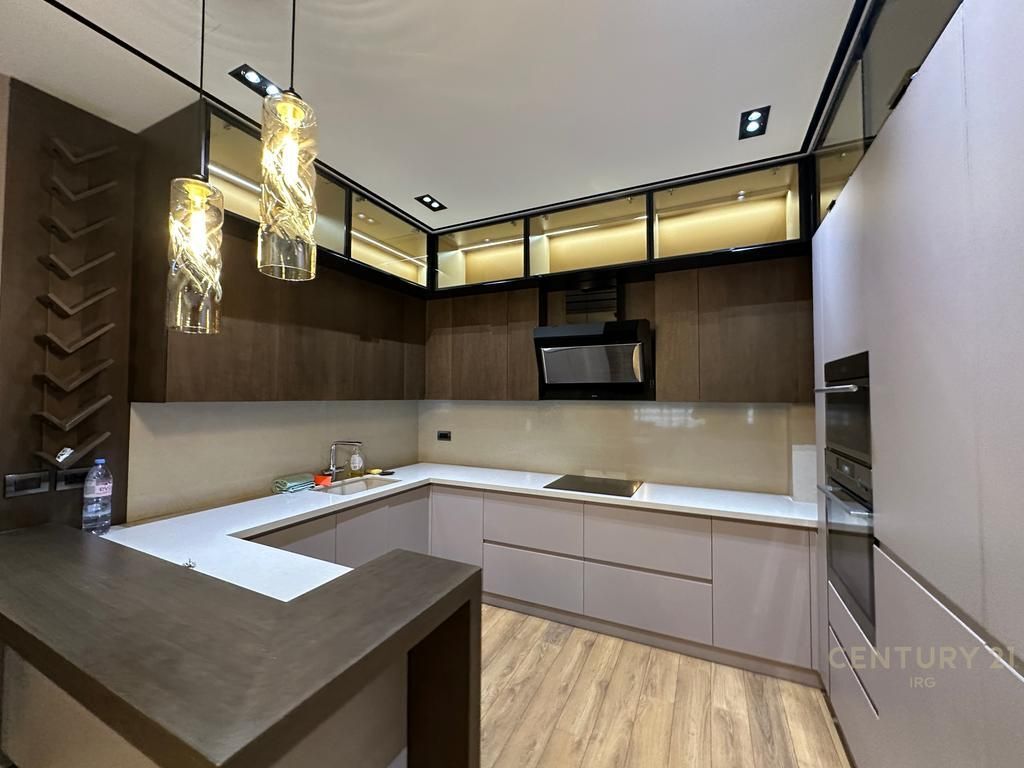 LUXURY APARTMENT 2+1+2 AT Delijorgji Complex
