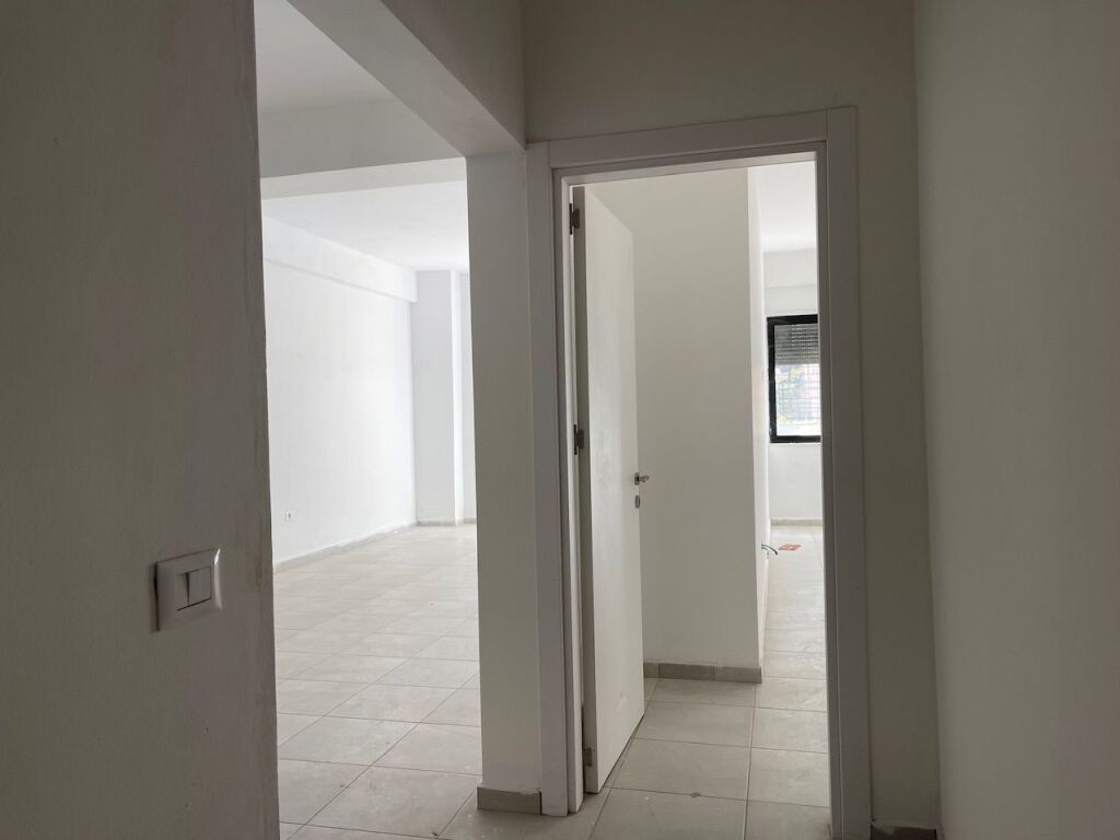 Office for rent in the Residence "Kodra e Diellit"
