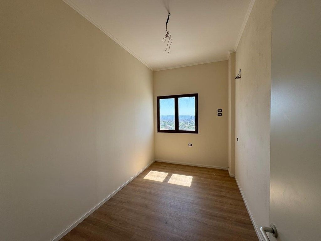 Appartamento 2+1+2 In Vendita a Fresk, Tirana - 127,200€ | 106 m²
