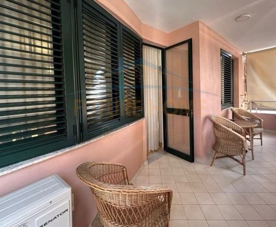 Qera, Apartament 2+1+2, 21 Dhjetori