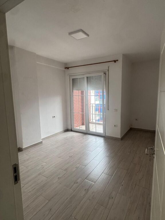 In Affitto – Appartamento 1+1 vicino a 5 Maji !