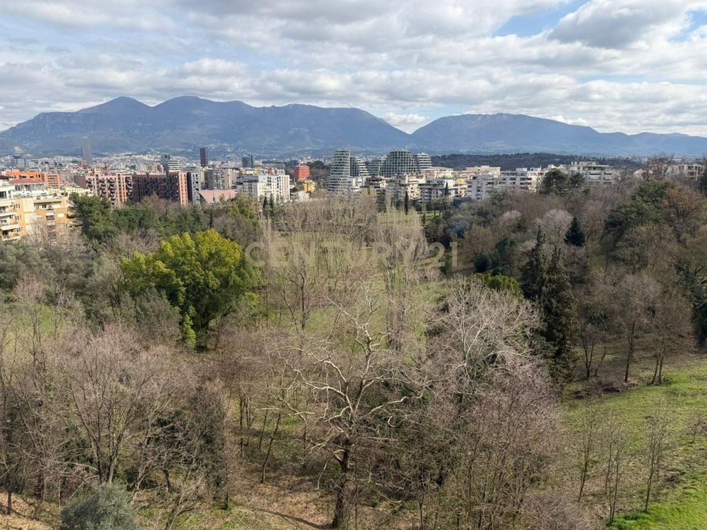 APARTAMENT 1+1 ME VERANDE 90 M2 PER SHITJE NE KAT 5