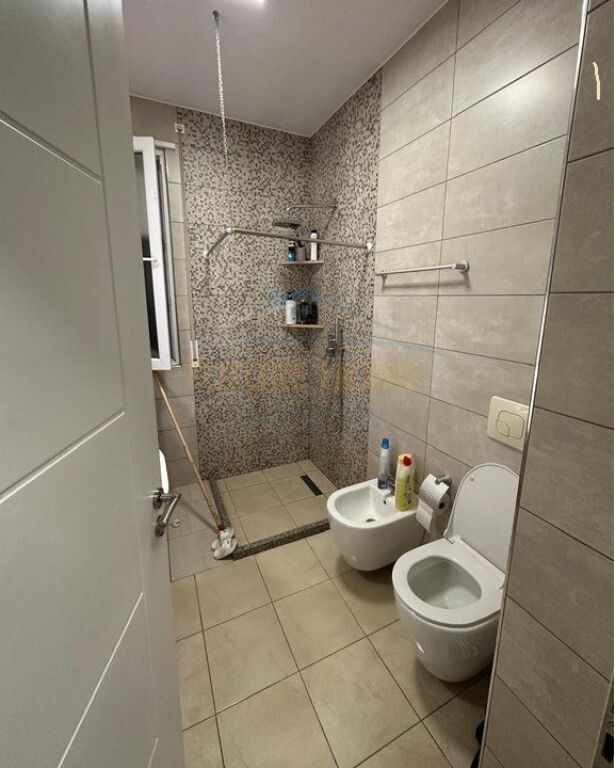 JEPET ME QERA APARTAMENT 1+1 FUSHA E AVIACIONIT