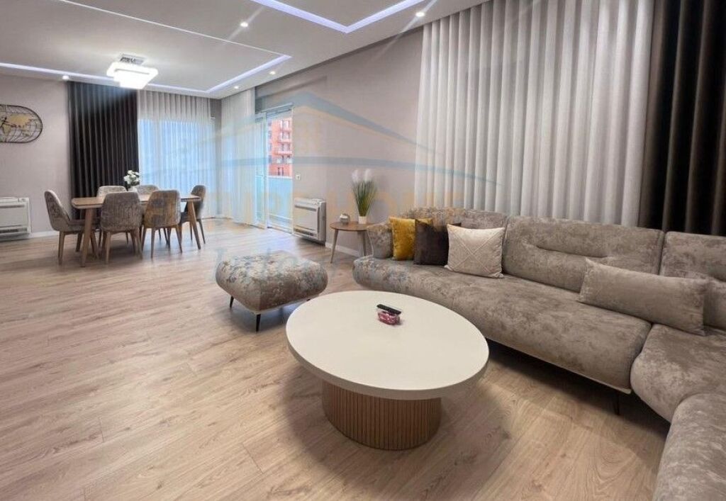 Rent, Apartment 3+1+2+2 Parking spaces, Red School