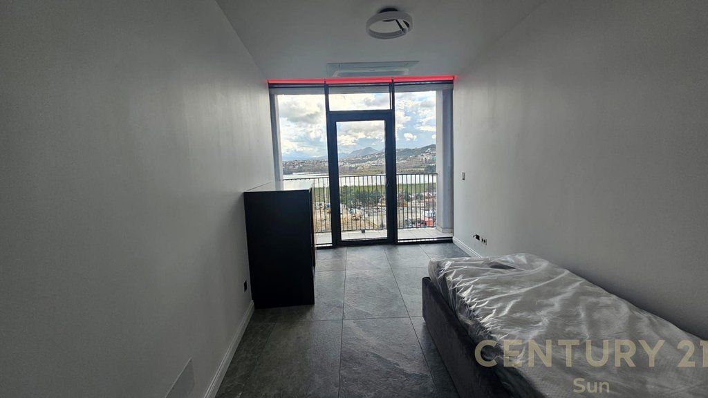 Apartament luksoz 3+1+2+2 Poste Parkimi per shitje tek Rezidenca Lake View