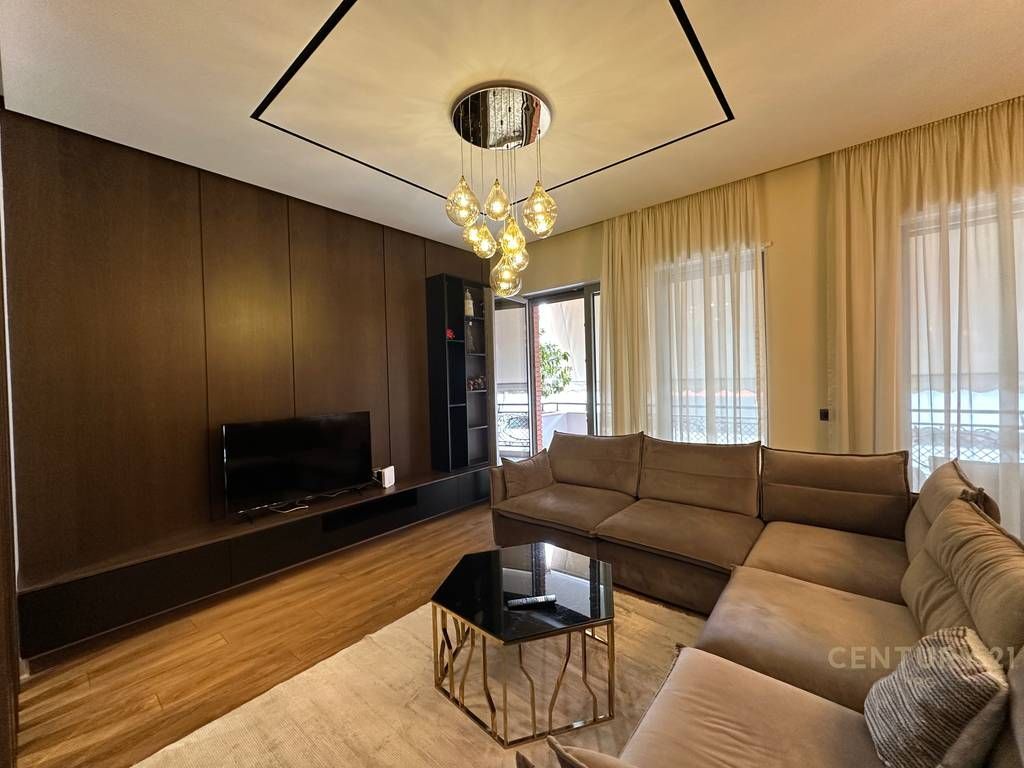 LUXURY APARTMENT 2+1+2 AT Delijorgji Complex