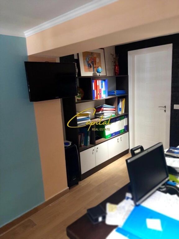 SHITET AMBIENT BIZNESI 41 M2 MYSLYM SHYRI 105.000 EURO