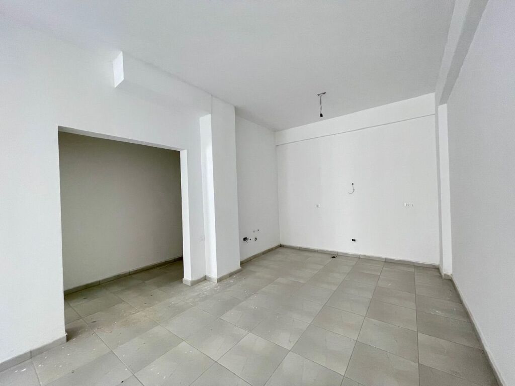 Office for rent in the Residence "Kodra e Diellit"