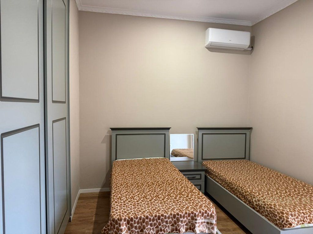 SUPER VILLA FOR RENT WITH GARDEN AND PARKING FOR 2 CARS