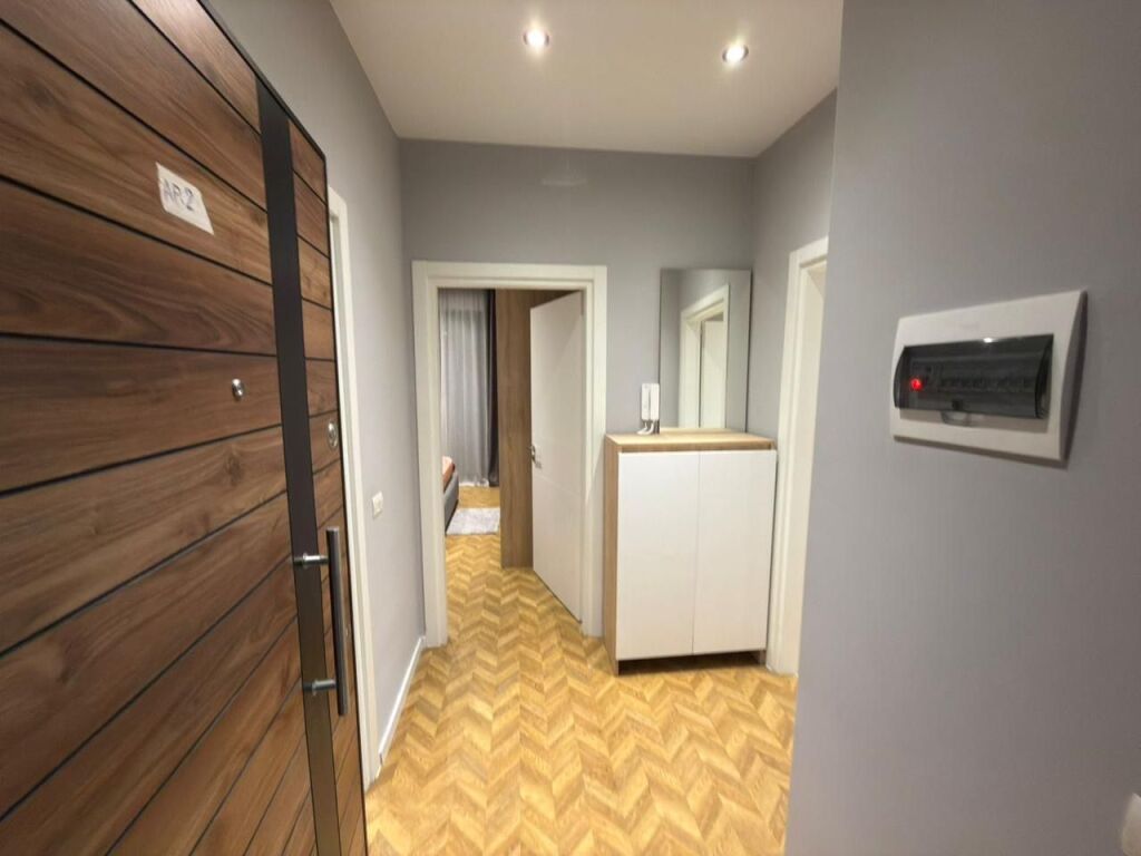 AFFITTO APPARTAMENTO 1+1+PARCHEGGIO / Astir