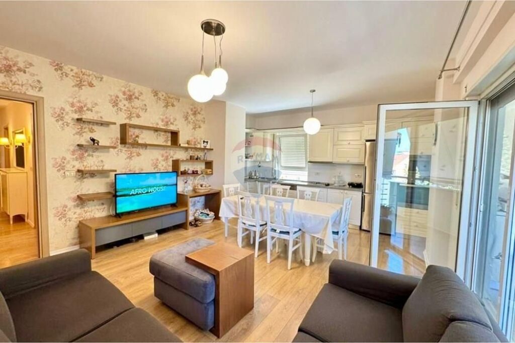 Apartment 2+1 for sale together with parking space included in the price at Ali Demi field