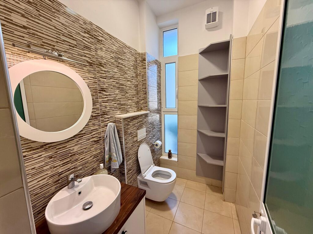 📣 VILLA SUPER IN AFFITTO 📍 Vicino al Lago di Farka ✨